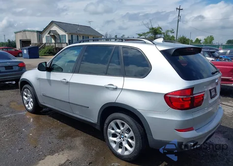 2012 BMW X5 xDrive35I/xDrive35I Premium/xDrive35I Sport Activity из США, поврежденный, VIN 5UXZV4C58CL753705